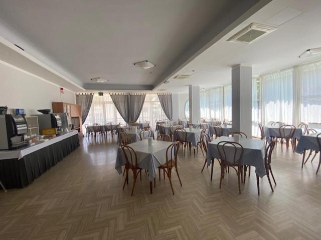 Hotel Monaco - Parcheggio Incluso Min 2 Gg มิลาโน แมริตทิมา ภายนอก รูปภาพ