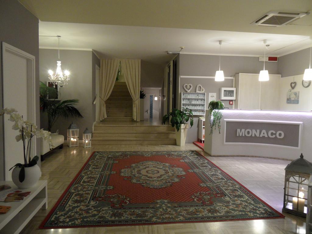 Hotel Monaco - Parcheggio Incluso Min 2 Gg มิลาโน แมริตทิมา ภายนอก รูปภาพ