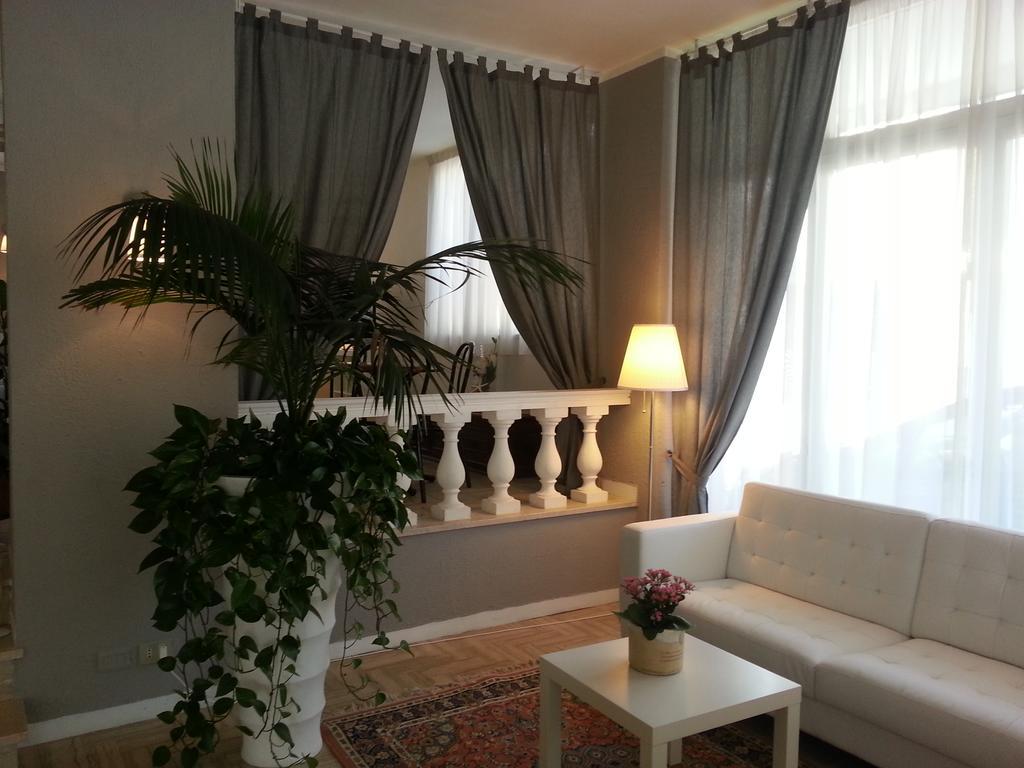 Hotel Monaco - Parcheggio Incluso Min 2 Gg มิลาโน แมริตทิมา ภายนอก รูปภาพ